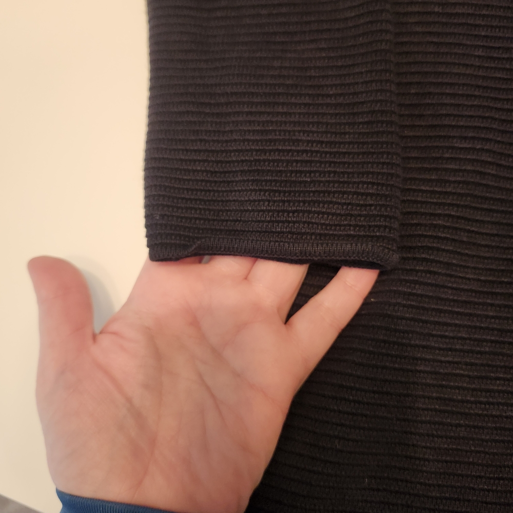 Wilfred BLACK Ribbed KWilfred Aritzia Silk & Cashmere Ribbed   Sweater - Picture 7 of 8